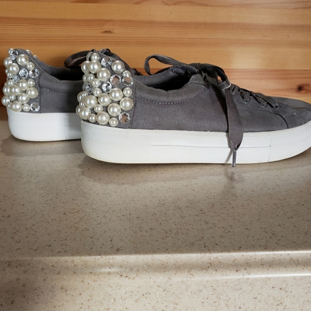 Steve Madden gray Grit platform sneaker